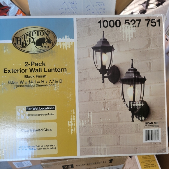 Hampton Bay 2 pk Exterior wall lantern - Picture 1 of 4